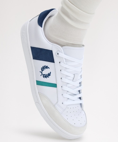 FRED PERRY（フレッドペリー）の「B725 Leather／Suede／スウェードレザースニーカー（スニーカー・メンズ・ホワイト・26cm/28cm/27cm）」の2枚目の写真