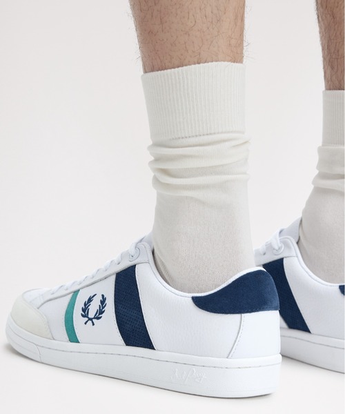 FRED PERRY（フレッドペリー）の「B725 Leather／Suede／スウェードレザースニーカー（スニーカー・メンズ・ホワイト・26cm/28cm/27cm）」の3枚目の写真