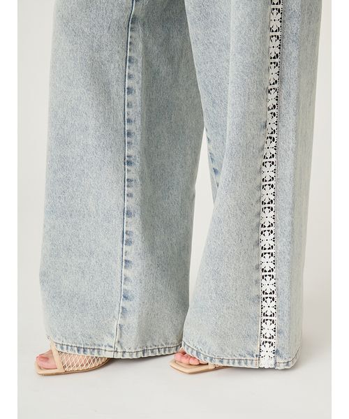 FRAY I.D（フレイアイディー）の「サイドラインワイドデニムパンツ（デニムパンツ・レディース・ブラック/ライトブルー/ブルー・0/1）」の9枚目の写真