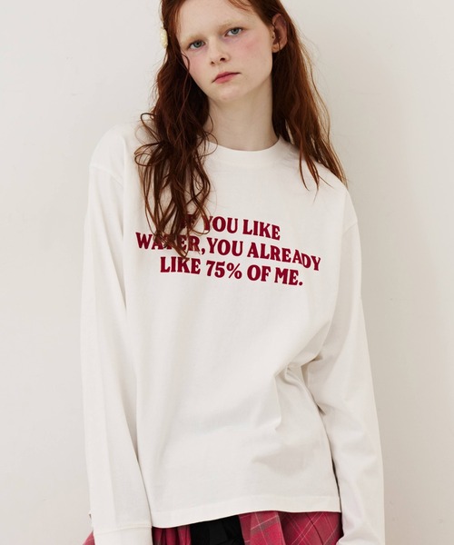 J1U by LA BELLE ETUDE(ジユウバイラベルエチュード)の「IF YOU LIKE Long Tee(Tシャツ/カットソー・レディース・ブルー/チャコールグレー/レッド・0/1)」の3枚目の写真