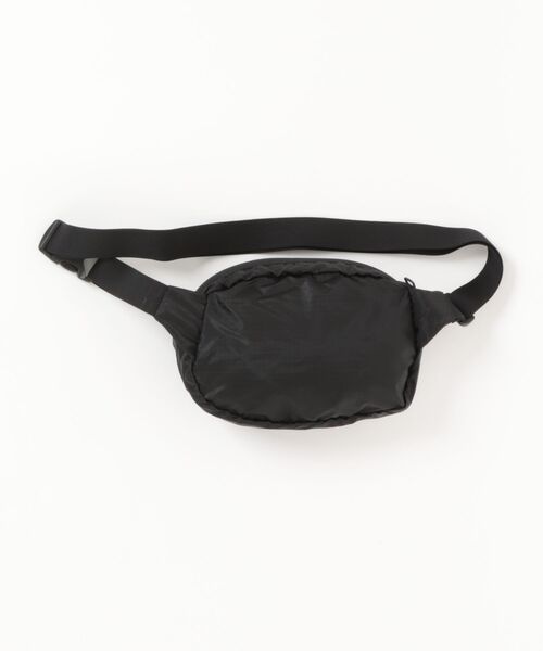 KELTY(ケルティ)の「GO OUT掲載モデル【KELTY】AIRY OVAL FANNY ボディーバック(ボディバッグ/ウエストポーチ・レディース・オリーブ/イエロー/ベージュ/ターコイズブルー/ブラック・ONE SIZE)」の6枚目の写真