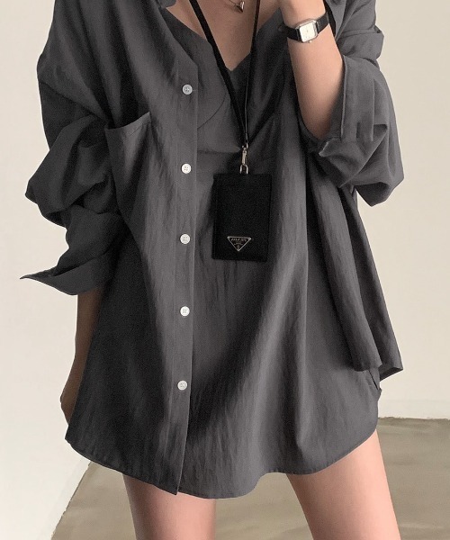 yuue' ( wear )（ユーイ）の「【2点セット】オーバーサイズシャツ＋チュニックキャミソールSET（シャツ/ブラウス・レディース・ホワイト/チャコールグレー・FREE）」の18枚目の写真