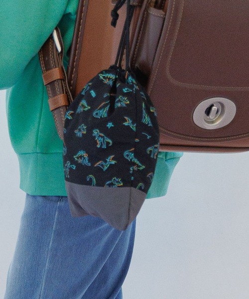 GLOBAL WORK（グローバルワーク）の「洗えるスクール巾着M/641388（ポーチ・キッズ・グレー系その他3/グリーン/ピンク/ホワイト/ブルー系その他4/その他/グレー系その他/ライトブルー/ブラック/カーキ・FREE）」の3枚目の写真