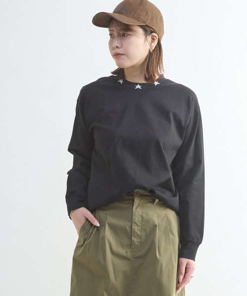 CONVERSE TOKYO（コンバーストウキョウ）の「STAR NECK LONGSLEEVE TEE（Tシャツ/カットソー・レディース・ホワイト/ブラック・FREE）」の2枚目の写真