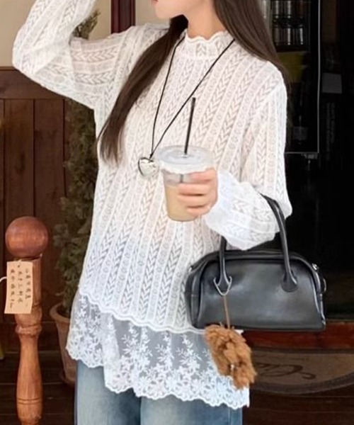 Flugge(フラッジー)の「裾フリルレーストップス(その他トップス・レディース・ホワイト・LARGE/MEDIUM)」の5枚目の写真
