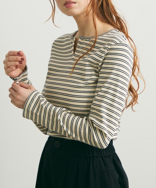 Crisp(クリスプ)の「キーネックボーダーリブTシャツ(Tシャツ/カットソー・レディース・ブラウン/アイボリー・FREE)」の20枚目の写真