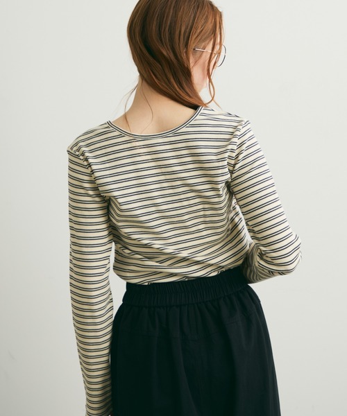 Crisp(クリスプ)の「キーネックボーダーリブTシャツ(Tシャツ/カットソー・レディース・ブラウン/アイボリー・FREE)」の22枚目の写真