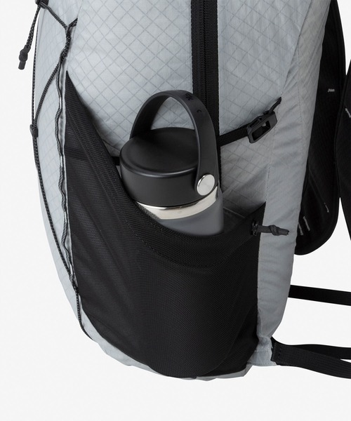 THE NORTH FACE(ザノースフェイス)の「THE NORTH FACE/ザ・ノース・フェイス バックパック UT MAYFLY PACK ウルトラメイフライパック NM62604(バックパック/リュック・メンズ・シルバーグレー・FREE)」の6枚目の写真