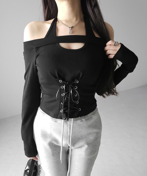me+em select(ミームセレクト)の「【 2color 】レースアップカットアウトホルターオフショルトップス / laceup cutout halter offshoulder tops(Tシャツ/カットソー・レディース・ホワイト/ブラック・FREE)」の11枚目の写真