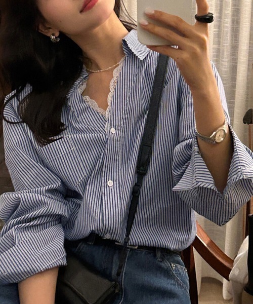 ReRe(リリ)の「レースネック×ストライプシャツ(シャツ/ブラウス・レディース・ブルー/ホワイト・FREE)」の9枚目の写真