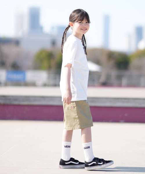 VANS（バンズ）の「VANS/バンズ キッズ 半袖 Tシャツ ドロップVロゴ VN000T4V（Tシャツ/カットソー・キッズ・ブラック/ホワイト・140cm/130cm/150cm）」の7枚目の写真
