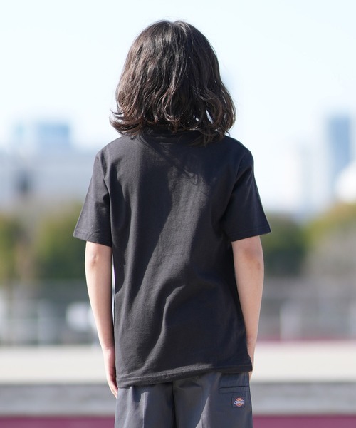 VANS（バンズ）の「VANS/バンズ キッズ 半袖 Tシャツ ドロップVロゴ VN000T4V（Tシャツ/カットソー・キッズ・ブラック/ホワイト・140cm/130cm/150cm）」の10枚目の写真
