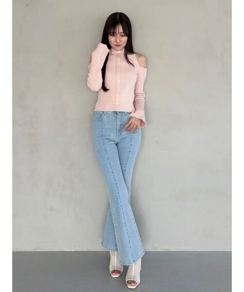 MERCURYDUO(マーキュリーデュオ)の「ストレッチブーツカットデニムパンツ(デニムパンツ・レディース・ライトブルー/ブルー・SMALL/MEDIUM)」の13枚目の写真