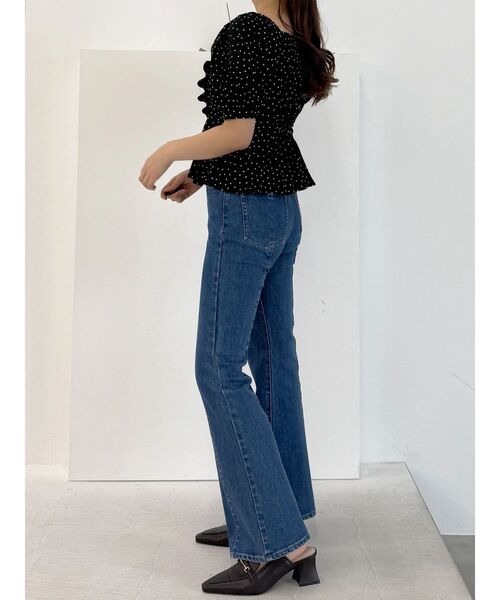 MERCURYDUO(マーキュリーデュオ)の「ストレッチブーツカットデニムパンツ(デニムパンツ・レディース・ライトブルー/ブルー・SMALL/MEDIUM)」の18枚目の写真