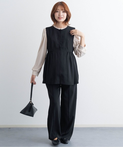 SweetMommy（スウィートマミー）の「フロントジップ ペプラムトップス [マタニティ 授乳 産前産後]（マタニティウェア/グッズ・レディース・ブラック/ライトベージュ・FREE）」の13枚目の写真