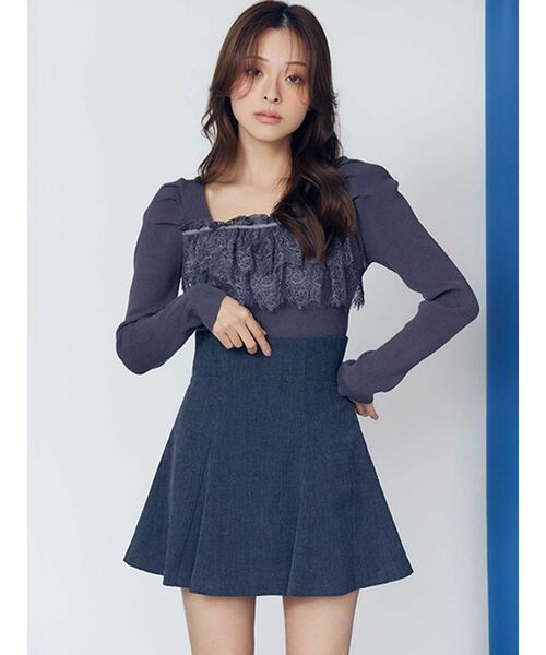 MERCURYDUO（マーキュリーデュオ）の「異素材レースフリルニット（ニット/セーター・レディース・ライトブルー/チャコールグレー/オフホワイト・FREE）」の4枚目の写真