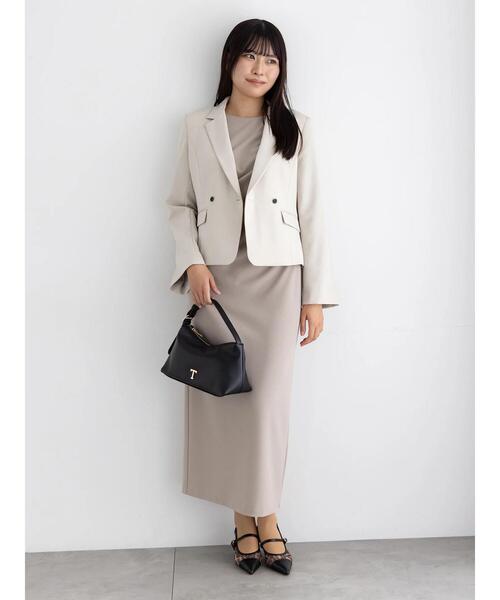 Te chichi(テチチ)の「フレア袖クロップトテーラードジャケット【AOYAMA FASHION ASSOCIATION × Té chichi】(ノーカラージャケット・レディース・ネイビー/ベージュ・F)」の10枚目の写真