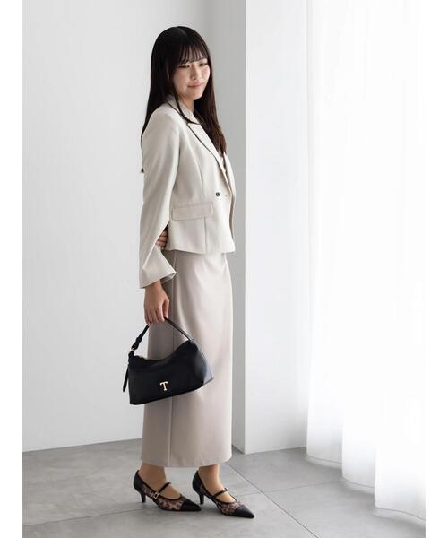 Te chichi(テチチ)の「フレア袖クロップトテーラードジャケット【AOYAMA FASHION ASSOCIATION × Té chichi】(ノーカラージャケット・レディース・ネイビー/ベージュ・F)」の13枚目の写真