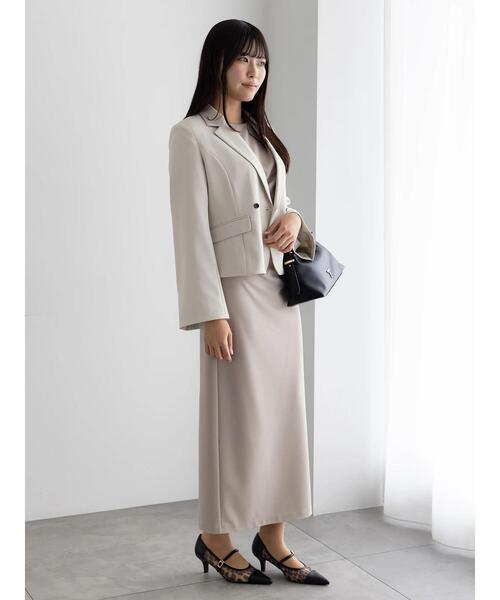 Te chichi(テチチ)の「フレア袖クロップトテーラードジャケット【AOYAMA FASHION ASSOCIATION × Té chichi】(ノーカラージャケット・レディース・ネイビー/ベージュ・F)」の14枚目の写真