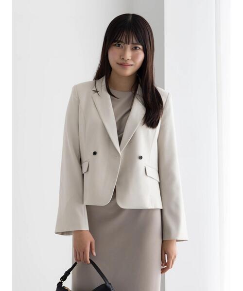 Te chichi(テチチ)の「フレア袖クロップトテーラードジャケット【AOYAMA FASHION ASSOCIATION × Té chichi】(ノーカラージャケット・レディース・ネイビー/ベージュ・F)」の16枚目の写真