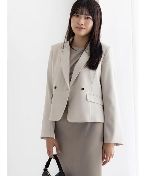 Te chichi(テチチ)の「フレア袖クロップトテーラードジャケット【AOYAMA FASHION ASSOCIATION × Té chichi】(ノーカラージャケット・レディース・ネイビー/ベージュ・F)」の17枚目の写真