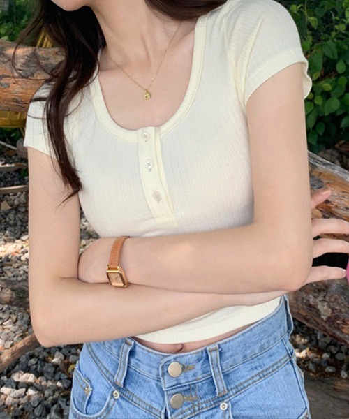 GLAMOROUS JANE（グラマラスジェーン）の「ヘンリーネック半袖リブTシャツ（Tシャツ/カットソー・レディース・ホワイト/ブラック・FREE）」の6枚目の写真