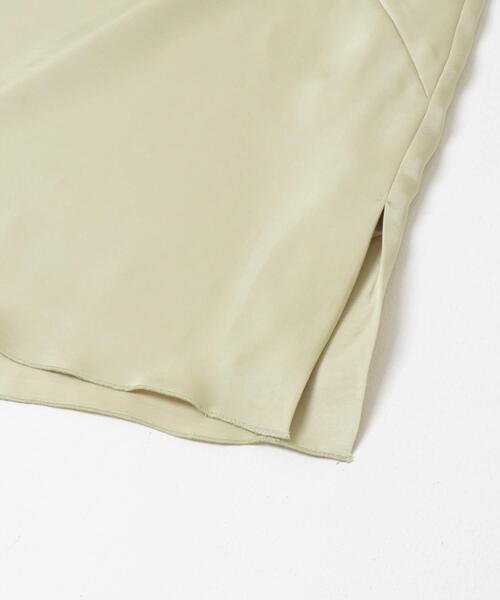 URBAN RESEARCH ROSSO WOMEN（アーバンリサーチ　ロッソ）の「ヴィンテージシルキーサテンキャミソール（キャミソール・レディース・ベージュ系その他/オフホワイト・FREE）」の14枚目の写真