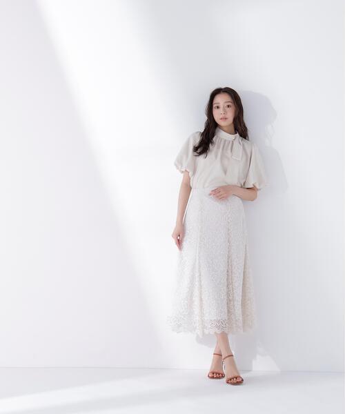 NATURAL BEAUTY BASIC(ナチュラルビューティーベーシック)の「【Oggi.jp掲載】リネンライクサイドタイブラウス(シャツ/ブラウス・レディース・ブラウン/ベージュ/イエロー/ブルー・SMALL/MEDIUM)」の6枚目の写真
