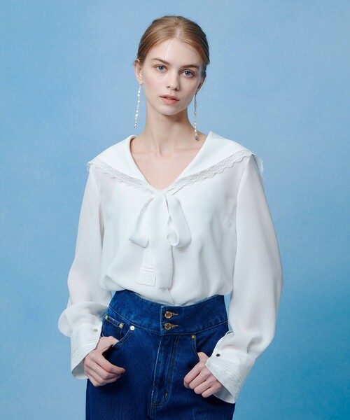 LOULOU WILLOUGHBY(ルルウィルビー)の「【LOULOU WILLOUGHBY】セーラーカラージョーゼットブラウス(シャツ/ブラウス・レディース・ホワイト/サックスブルー/ブラック・2)」の4枚目の写真