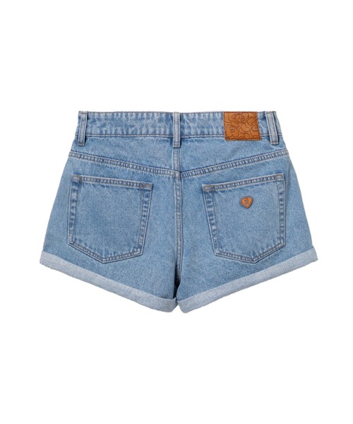 APEE BY A BATHING APE(エイピーバイアベイシングエイプ)の「PU BADGE DENIM SHORTS(デニムパンツ・レディース・ライトインディゴブルー/インディゴブルー・SMALL/X-SMALL)」の3枚目の写真