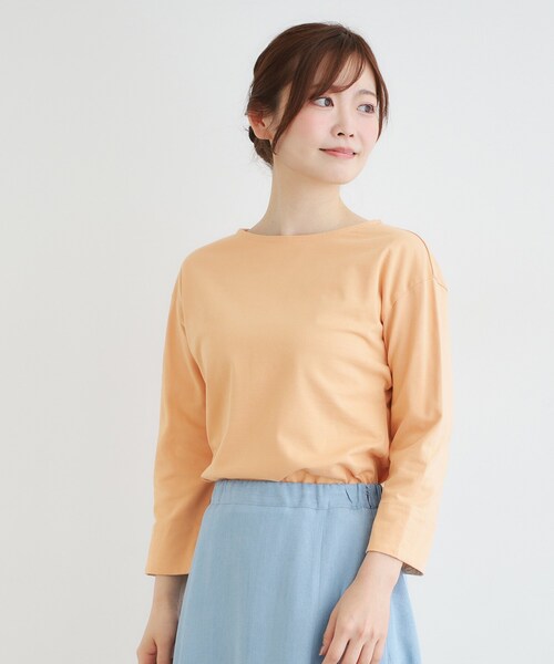 LAURA ASHLEY(ローラアシュレイ)の「【7分袖/コットン100%/見返し刺繍入り/5colors】ハービー フィールド柄プルオーバー(Tシャツ/カットソー・レディース・ライトオレンジ系/グリーン/オフホワイト/ネイビー/ライトブルー・38/40)」の5枚目の写真