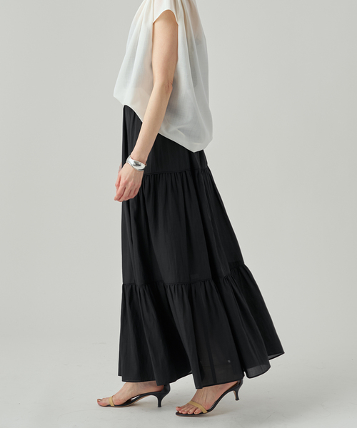 VERMEIL par iena（ヴェルメイユパーイエナ）の「Airy ティアードスカート（スカート・レディース・ブラック/チャコールグレー・38/36）」の7枚目の写真