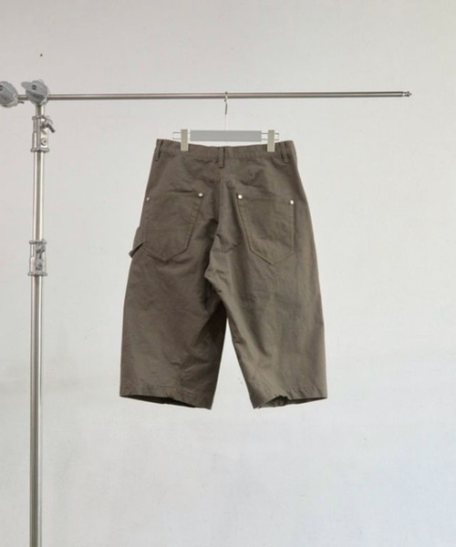 NVRFRGT(ネヴァーフォーゲット)の「CURVED LEG DOUBLE KNEE WORK SHORT PANTS(カーゴパンツ・メンズ・チャコールグレー/オリーブ・1/3/2)」の3枚目の写真