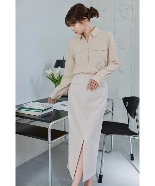 Her lip to（ハーリップトゥー）の「Multi-Way Twill Shirt（シャツ/ブラウス・レディース・ベージュ/オフホワイト/サックスブルー・S/M）」の7枚目の写真