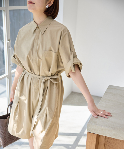 SLOBE IENA（スローブイエナ）の「《接触冷感/》HTウェザールーズバミューダサロペ（サロペット/オーバーオール・レディース・ブラック/ベージュ・FREE）」の2枚目の写真