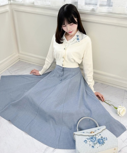 an another angelus（アンアナザーアンジェラス）の「スイートピー刺繍開衿ブラウス（シャツ/ブラウス・レディース・ピンクベージュ/オフホワイト・FREE）」の8枚目の写真