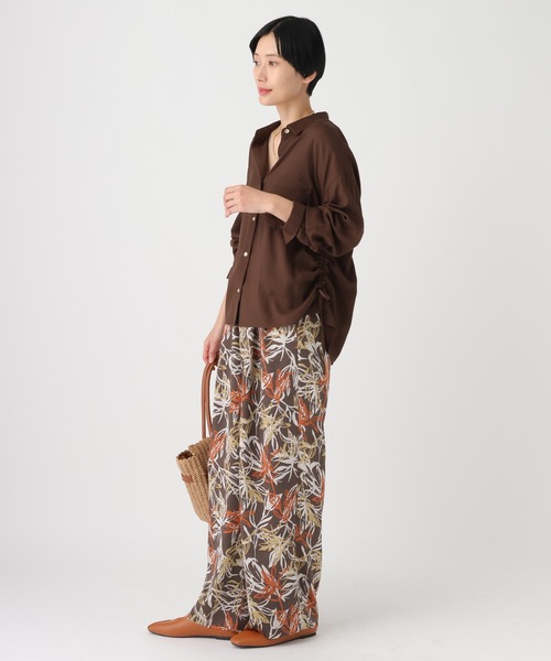 Elura(エルーラ)の「ボタニカルワイドパンツ/661874(その他パンツ・レディース・ネイビー/ブラウン・FREE(S)/LARGE/MEDIUM)」の5枚目の写真