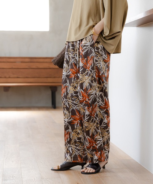 Elura(エルーラ)の「ボタニカルワイドパンツ/661874(その他パンツ・レディース・ネイビー/ブラウン・FREE(S)/LARGE/MEDIUM)」の21枚目の写真