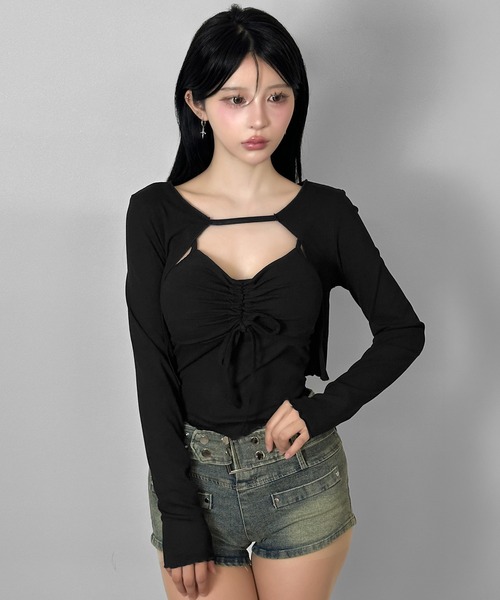 FOLLOWIN(フォロウィン)の「【3color/カップ付き】フロントギャザーカットアウトレイヤードトップス(Tシャツ/カットソー・レディース・グレー/ホワイト/ブラック・FREE)」の13枚目の写真