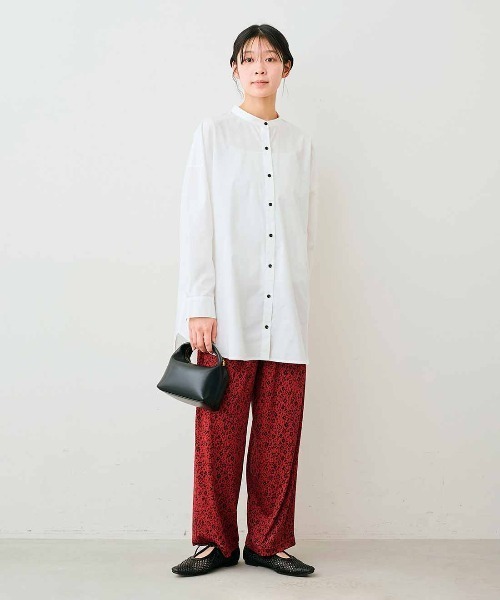 Live in comfort(リブインコンフォート)の「【低身長/高身長サイズあり】リブ イン コンフォート はまじとコラボ 華やかで伸びやかな 接触冷感花柄カットソーパンツ(その他パンツ・レディース・ブラック系その他/レッド系その他・1/2/3/5/6/7/8/9/11/12/13/4/10/14)」の16枚目の写真