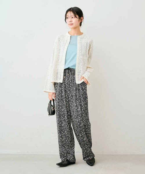 Live in comfort(リブインコンフォート)の「【低身長/高身長サイズあり】リブ イン コンフォート はまじとコラボ 華やかで伸びやかな 接触冷感花柄カットソーパンツ(その他パンツ・レディース・ブラック系その他/レッド系その他・1/2/3/5/6/7/8/9/11/12/13/4/10/14)」の18枚目の写真