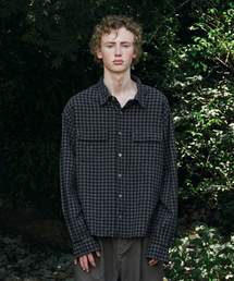 NOUN（ノウン）の「crop shirts (brown)（シャツ/ブラウス）」