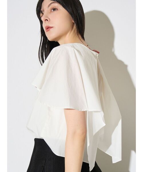 ELENDEEK（エレンディーク）の「ケープライクブラウス（シャツ/ブラウス・レディース・ブラック/ブルー/オフホワイト・FREE）」の14枚目の写真