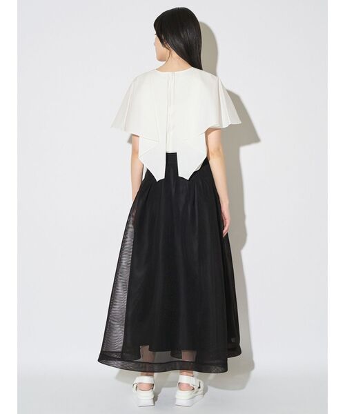 ELENDEEK（エレンディーク）の「ケープライクブラウス（シャツ/ブラウス・レディース・ブラック/ブルー/オフホワイト・FREE）」の19枚目の写真