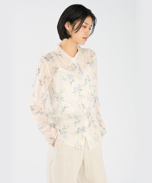 agnes b.(アニエスベー)の「フローラル プリント コットン 長袖 ブラウス "Fine"(シャツ/ブラウス・レディース・アイボリー・40/38/36)」の2枚目の写真