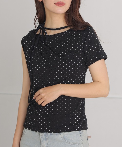 ALTROSE(アルトローズ)の「【2026SS】ドットオフショルチョーカー カットソー(Tシャツ/カットソー・レディース・ブラック/ピンク/アイボリー・FREE)」の3枚目の写真