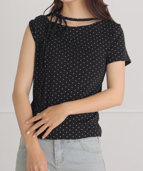 ALTROSE(アルトローズ)の「【2026SS】ドットオフショルチョーカー カットソー(Tシャツ/カットソー・レディース・ブラック/ピンク/アイボリー・FREE)」の4枚目の写真