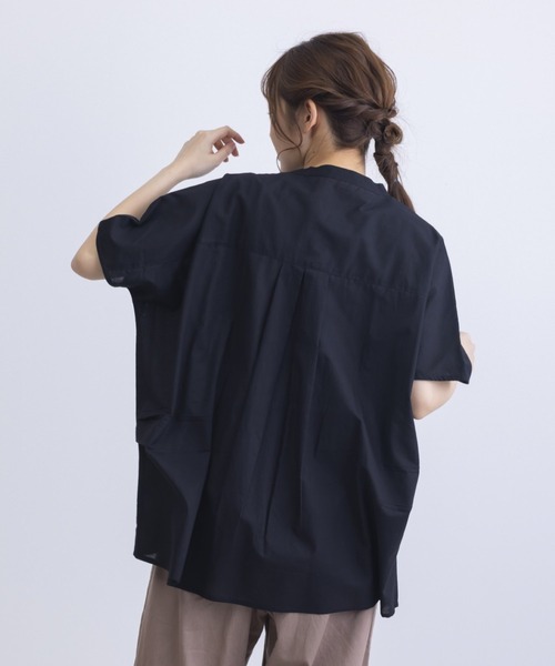 MARAI（マーライ）の「胸元ピンタックコクーンシルエット半袖ブラウス（シャツ/ブラウス・レディース・ブルー/オフホワイト/ブラック・フリー）」の12枚目の写真
