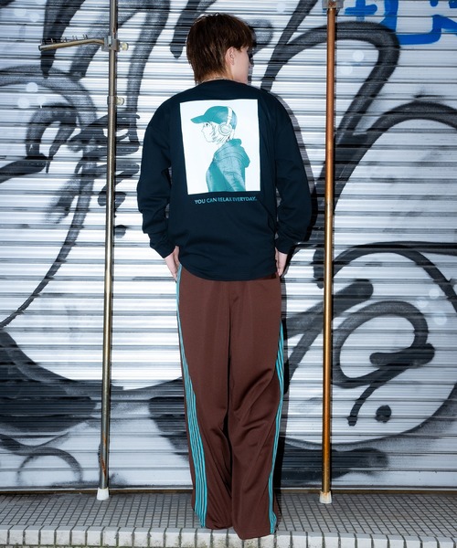 SIDEWAY STANCE(サイドウェイスタンス)の「【SIDEWAY STANCE】チルガール長袖Tシャツ 70582(Tシャツ/カットソー・メンズ・ブラック/オートミール/ホワイト・MEDIUM/LARGE/SMALL/X-LARGE)」の11枚目の写真