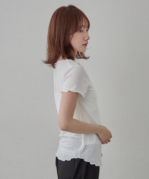 mline（エムライン）の「[mline]レイヤーロゴ半袖Ｔ（Tシャツ/カットソー・レディース・アイボリー/ブラック/オフホワイト/グレー・FREE）」の10枚目の写真